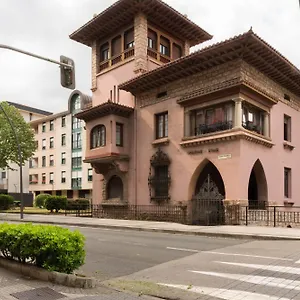 apartamento-recin-renovado-en-el-centro-de-zumaia.basquecountryhotels.org/